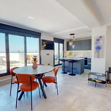 Atico Puesta Sol En Centro, Con Encanto Mediterráneo Y Vistas Abiertas By Family Homes * Dénia