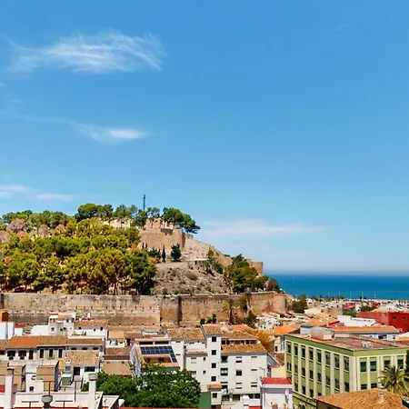 Atico Puesta Sol En Denia Centro, Con Encanto Mediterraneo Y Vistas Abiertas By Family Homes Rentals Denia