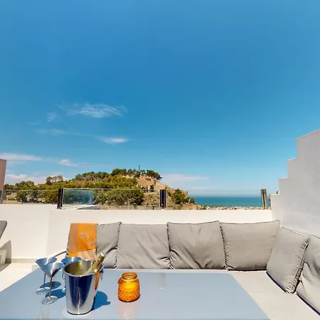 Atico Puesta Sol En Centro, Con Encanto Mediterráneo Y Vistas Abiertas By Family Homes Dénia