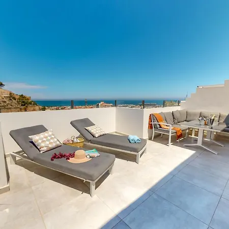Daire Atico Puesta Sol En Denia Centro, Con Encanto Mediterraneo Y Vistas Abiertas By Family Homes Rentals Denia