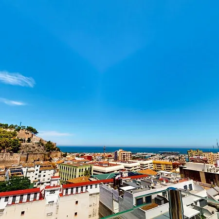 Atico Puesta Sol En Denia Centro, Con Encanto Mediterraneo Y Vistas Abiertas By Family Homes Rentals